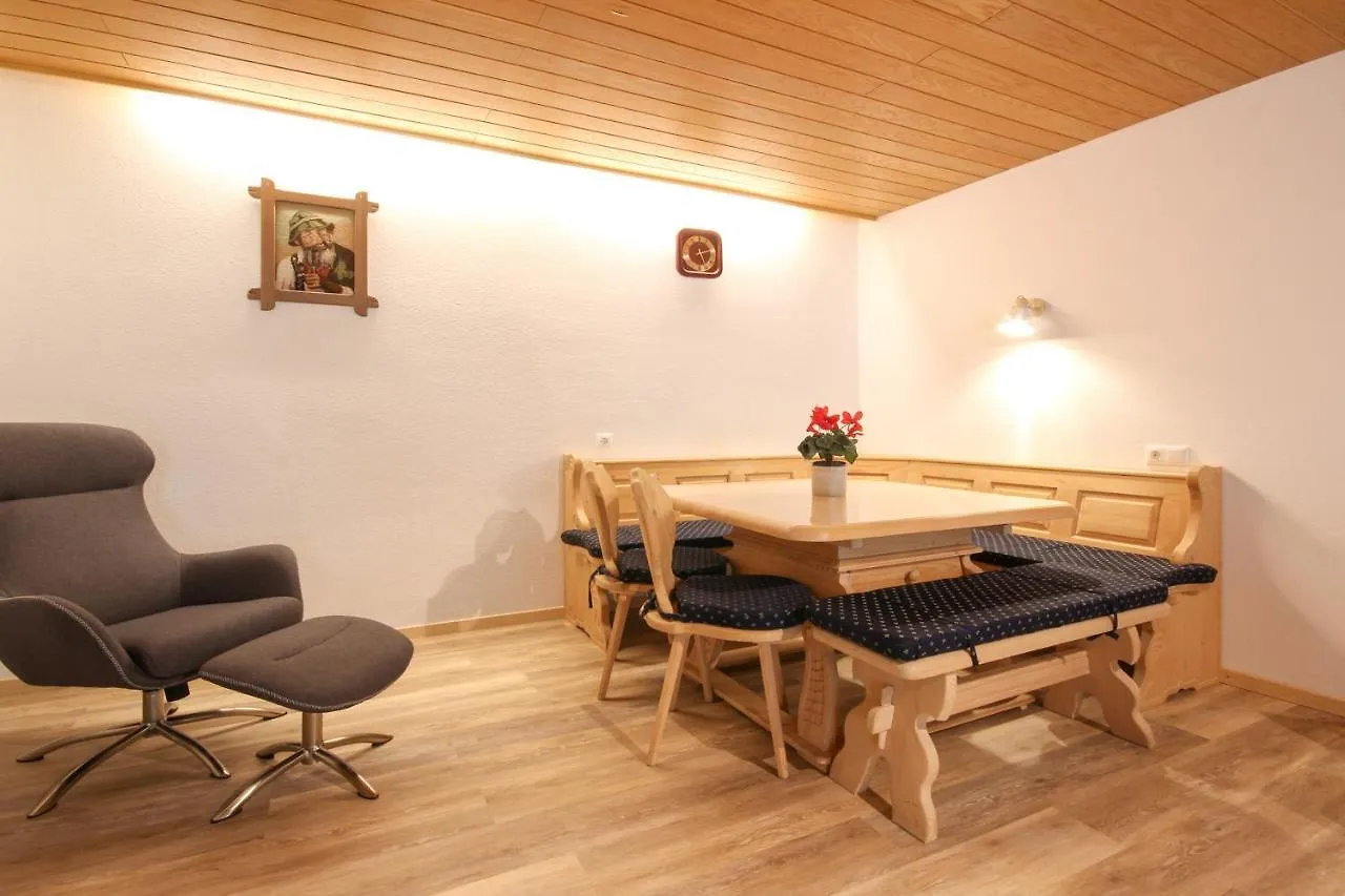 Apartment Wiesenblick Oy-Mittelberg